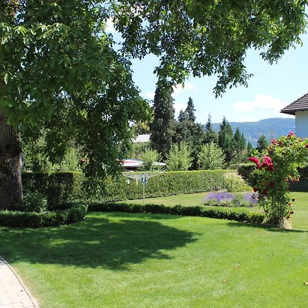 Ferienwohnung Und Gaestezimmer Korb Krumpendorf Exteriör bild