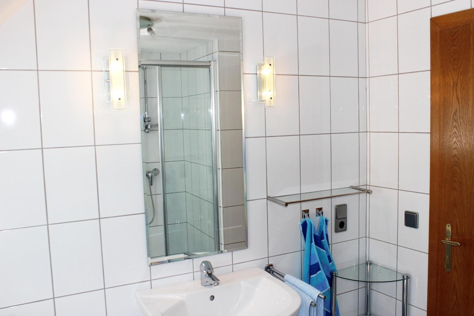 Ferienwohnung Und Gaestezimmer Korb Krumpendorf Exteriör bild